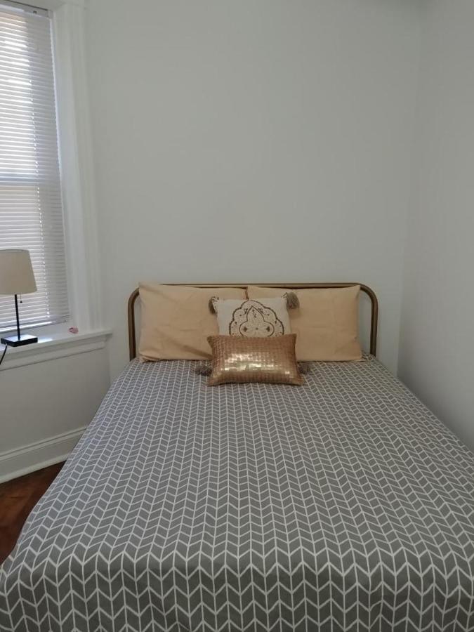 Logan Square Modern Apartment Chicago Exterior foto